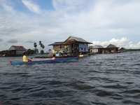 Sulawesi Sengkang Tempe-See schwimmende Häuser