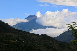 Tungurahua Vulkan in Ecuador 