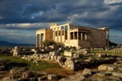 Akropolis und die Landschaft drum herum
