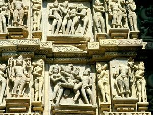 Tempelrelief in Khajuraho