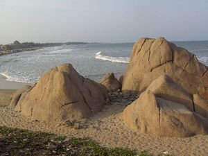 Felsen beim Küstentempel in Mahabalipuram 