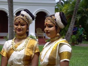 Südindische Tänzerinnen