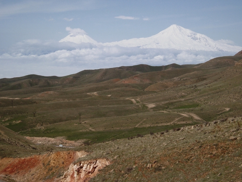 Armenien mit Blick auf Ararat