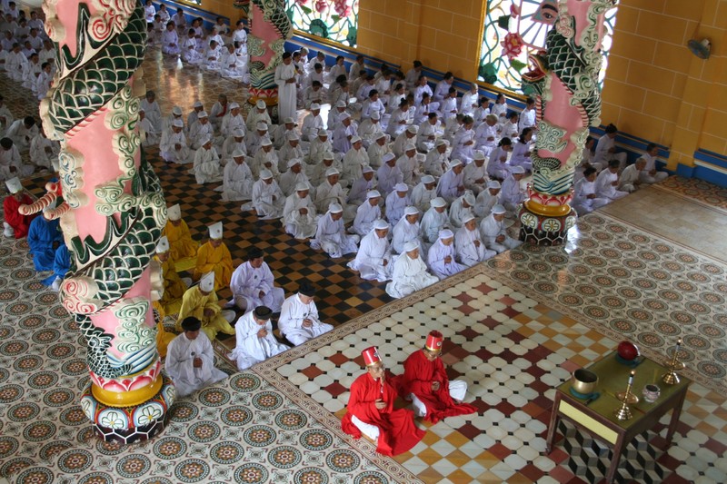 Tay Ninh: Cao Dai Tempel