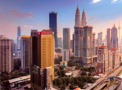 Westmalaysia Malaiische Halbinsel Kuala Lumpur Blick auf Petronas Twin Towers