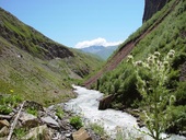 Djoser_Georgien_Unterwegs_Truso Gorge_AG_Caucasus Travel_FOC