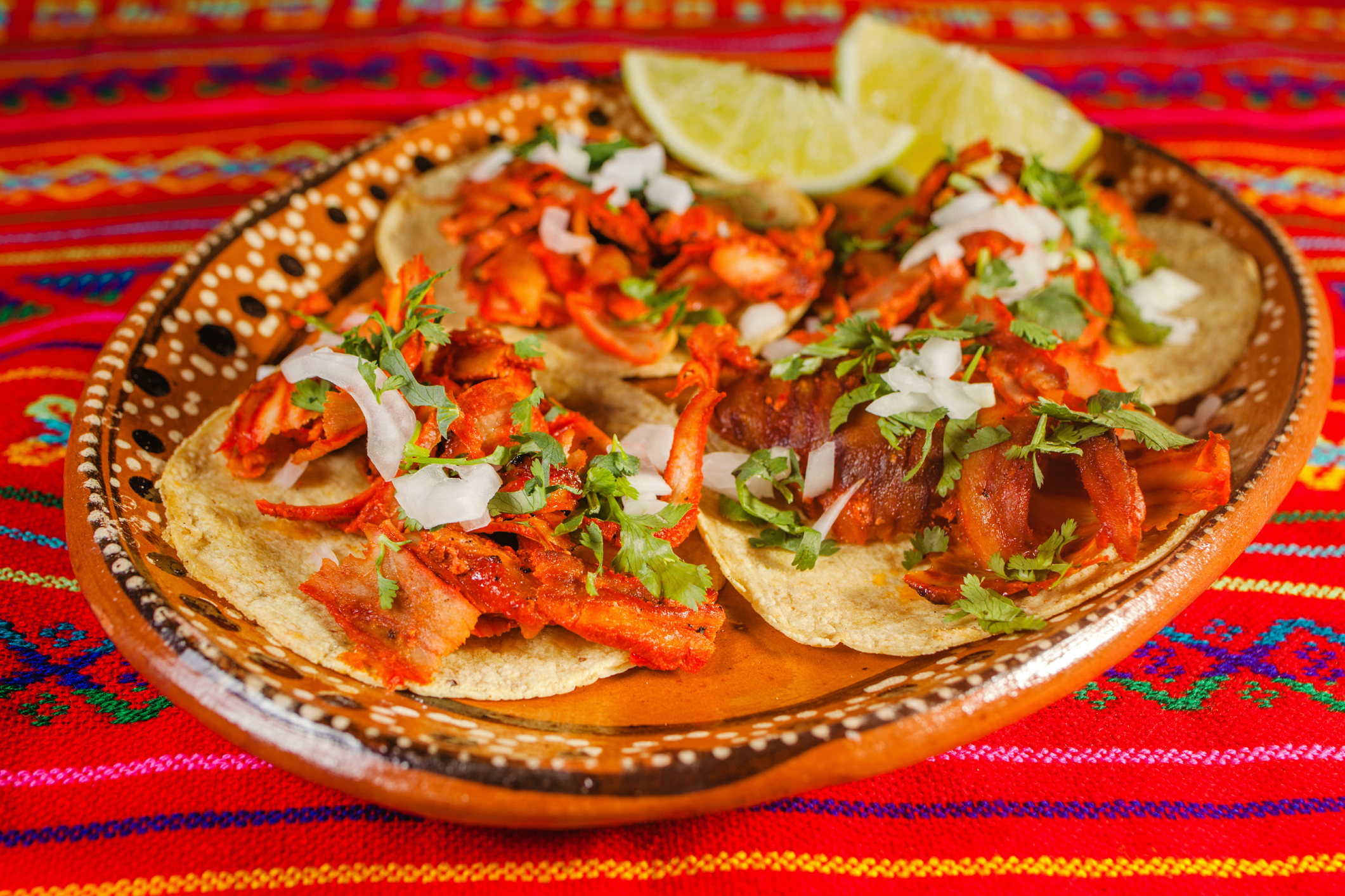Die in Mexiko beliebten Tacos gibt es in zahlreichen Varianten und Füllungen – man findet sie praktisch überall im Land.