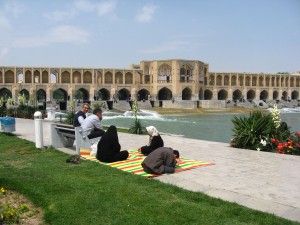 Pol-e-Khaju( Isfahan)Zayandehrud-Fluss_FOC_Ingrid Knoll